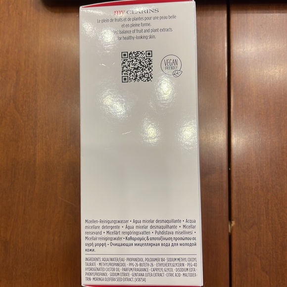 Brand New! Never opened! My Clarins Re-move Micellular Cleansing Water - Picture 2 of 5